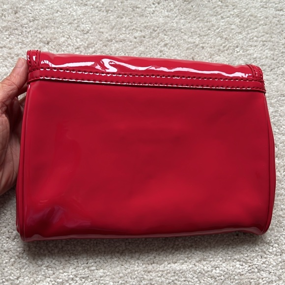 MARC BY MARC JACOBS Patent Red Clutch Excellent condition, never used - Picture 10 of 11